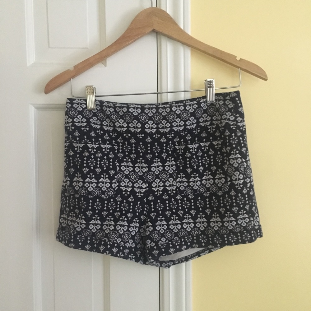 High waisted patterned shorts